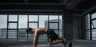 Best Core Workouts for Men: Sculpting Strength and Stamina mountain climber exercise